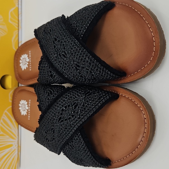 Yellow Box Women's Deska Black Raffia Sandals - Picture 2 of 5